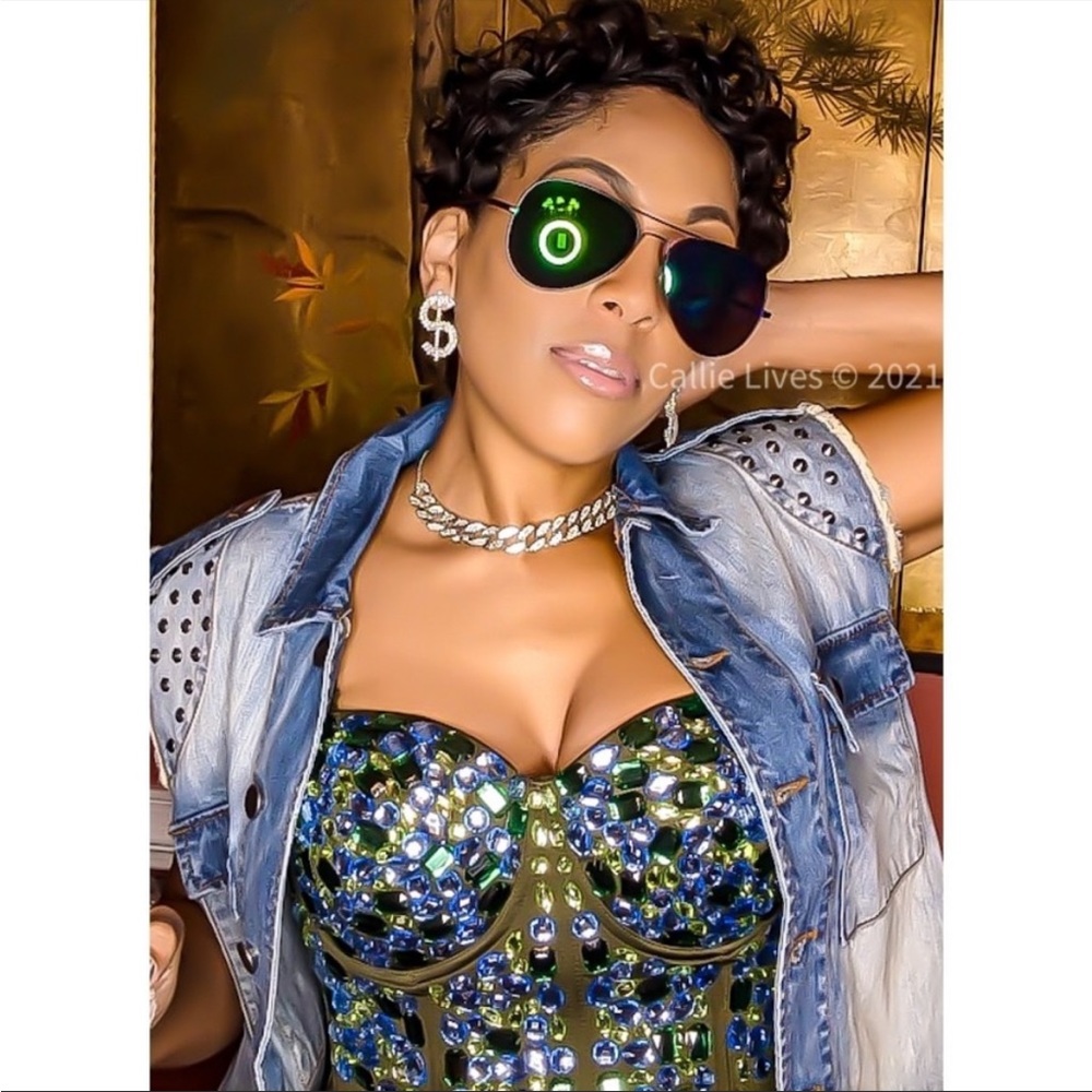 Miz Mirror Aviator: Iridescent Blue Lenses Sunglasses